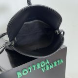 Best BOTTEGA VENETA Medium Liberta Best Quality Bag