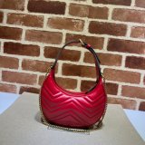 Gucci Best 699514 GG Marmont half-moon-shaped Best Quality bag