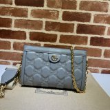 1:1 Best Quality Gucci 702200 GG Matelassé Leather Shoulder Bag designer bags