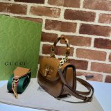 1:1 Best Quality Gucci Fashion 686864 Mini top handle bag with Bamboo