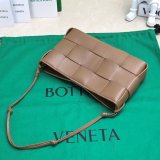 Fashion Club Bottega Veneta Cassette Intreccio 7741 Best Quality Bag