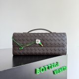Women's Andiamo Clutch in Ardoise