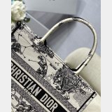 2022 AAA Best Quality uk 1st Copy Christian Dior CD Book Tote
