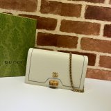 The Gucci Best Diana Best Quality bag with bamboo 696817