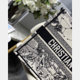 2022 AAA Best Quality uk 1st Copy Christian Dior CD Book Tote