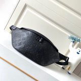 Discovery Bumbag G65 in Black Bags M44388 Best Quality Louis Vuitton
