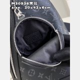 Duo Sling Best Quality Louis Vuitton M30936 Fake Taigarama Men Bag