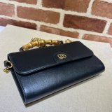 Gucci Best Quality 675794 Diana small shoulder bag in black/brown