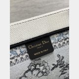 We Offer 1:1 Perfect Quality Designer Best Quality Dior CD Book Tote Wholesale