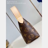 Louis Vuitton Pochette Hills Wallets and Small Perfect M27509 Goods Bag