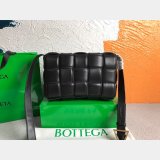 Bottega Veneta Best Best Quality Maxi Intreccio Cassette Nappa leather shoulder bag