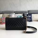 UK CC V Le Boy Top Quality Best Quality Black Bags Lambskin 25cm