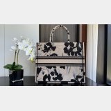 Best Quality Christian Dior CD Book Tote High Quality Bag