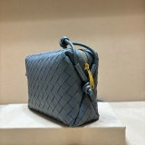 Bottega Veneta Loop Camera bag Small 22cm