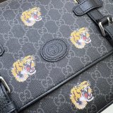 High quality Designer Best Quality Gucci 658542 GG Messenger Bag