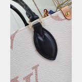 Perfect Coussin Louis Vuitton M24533 Best Quality Store