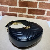Gucci Best 699514 GG Marmont half-moon-shaped Best Quality bag