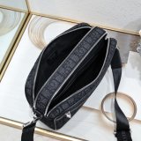 High Quality Best Quality UA Christian Dior Safari Messenger Mens Bag