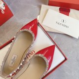 We sale a kind of brands Luxury Goods shoes as Valentino Luxury Goods shoes