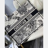 2022 AAA Best Quality uk 1st Copy Christian Dior CD Book Tote