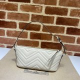 Fashion Gucci Best Quality 739166 GG Marmont Shoulder Bag