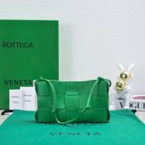 Fashion Club Bottega Veneta Cassette Intreccio 7741 Best Quality Bag