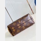 Louis Vuitton Pochette Hills Wallets and Small Perfect M27509 Goods Bag