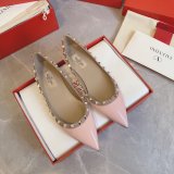 We sale a kind of brands Luxury Goods shoes as Valentino Luxury Goods shoes