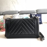 UK CC V Le Boy Top Quality Best Quality Black Bags Lambskin 25cm