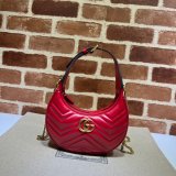 Gucci Best 699514 GG Marmont half-moon-shaped Best Quality bag