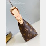 Louis Vuitton Pochette Hills Wallets and Small Perfect M27509 Goods Bag