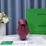 Buy First Copy Best Quality Bottega Veneta Jodie Clutch Bag online from China