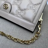 1:1 Best Quality Gucci 702200 GG Matelassé Leather Shoulder Bag designer bags