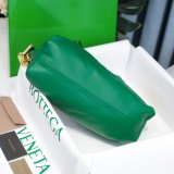 Where to find the Best Best Quality Bottega Veneta 30CM Chain Pouch Bag Dupes