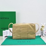 Best Quality Bottega Veneta 9982 Arco Luxury Designer Bag Online Store