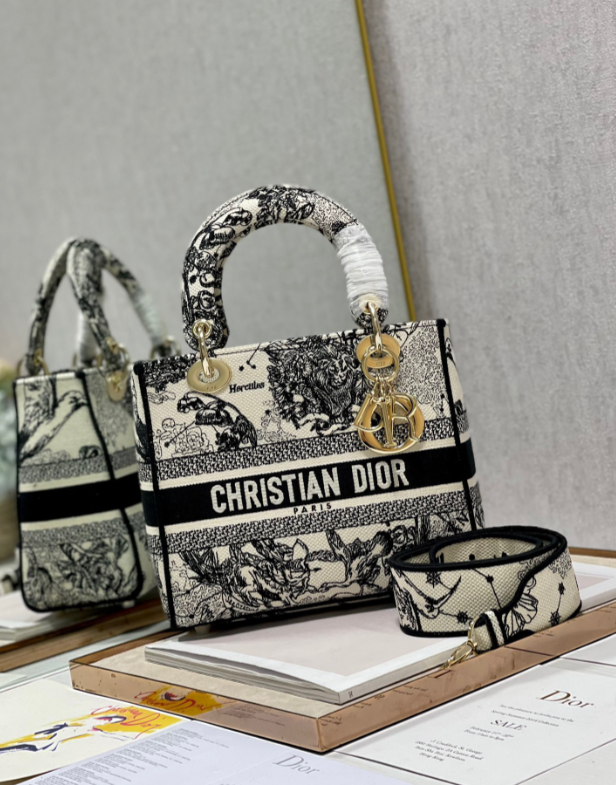 Best Quality Christian Dior Lady 24cm 7 Star Dolabuy Bags