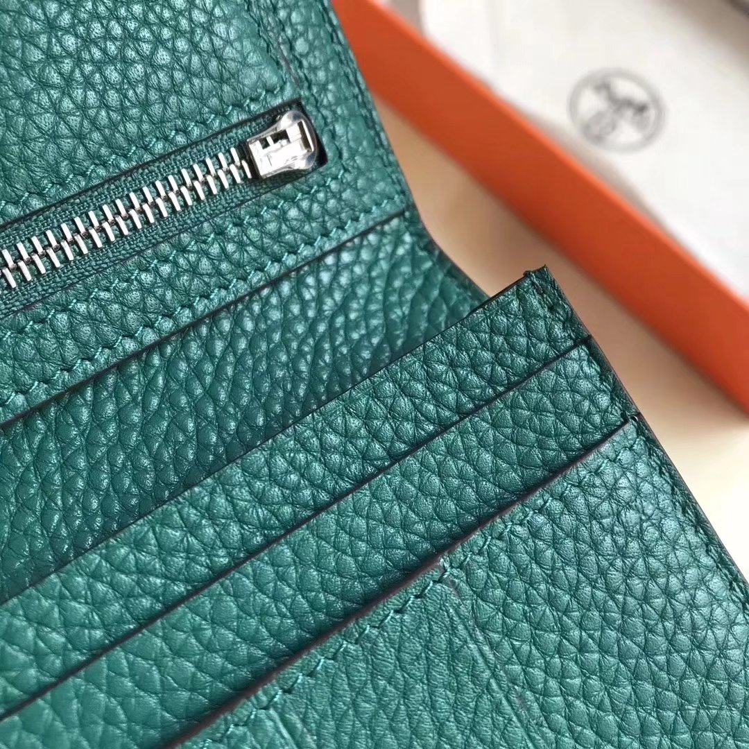 Hermes Bearn Bifold Wallet Togo Leather Green