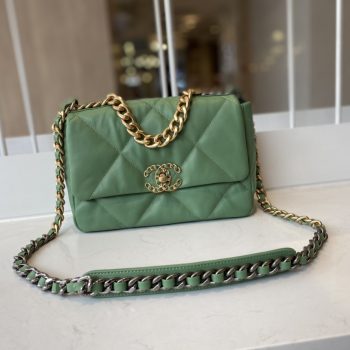 2021 Top Sale Chanel 19 Flap Bag 26cm Goatskin in Avocado Replica