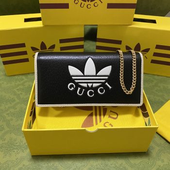 Adidas x Gucci wallet with Chain Black 621892
