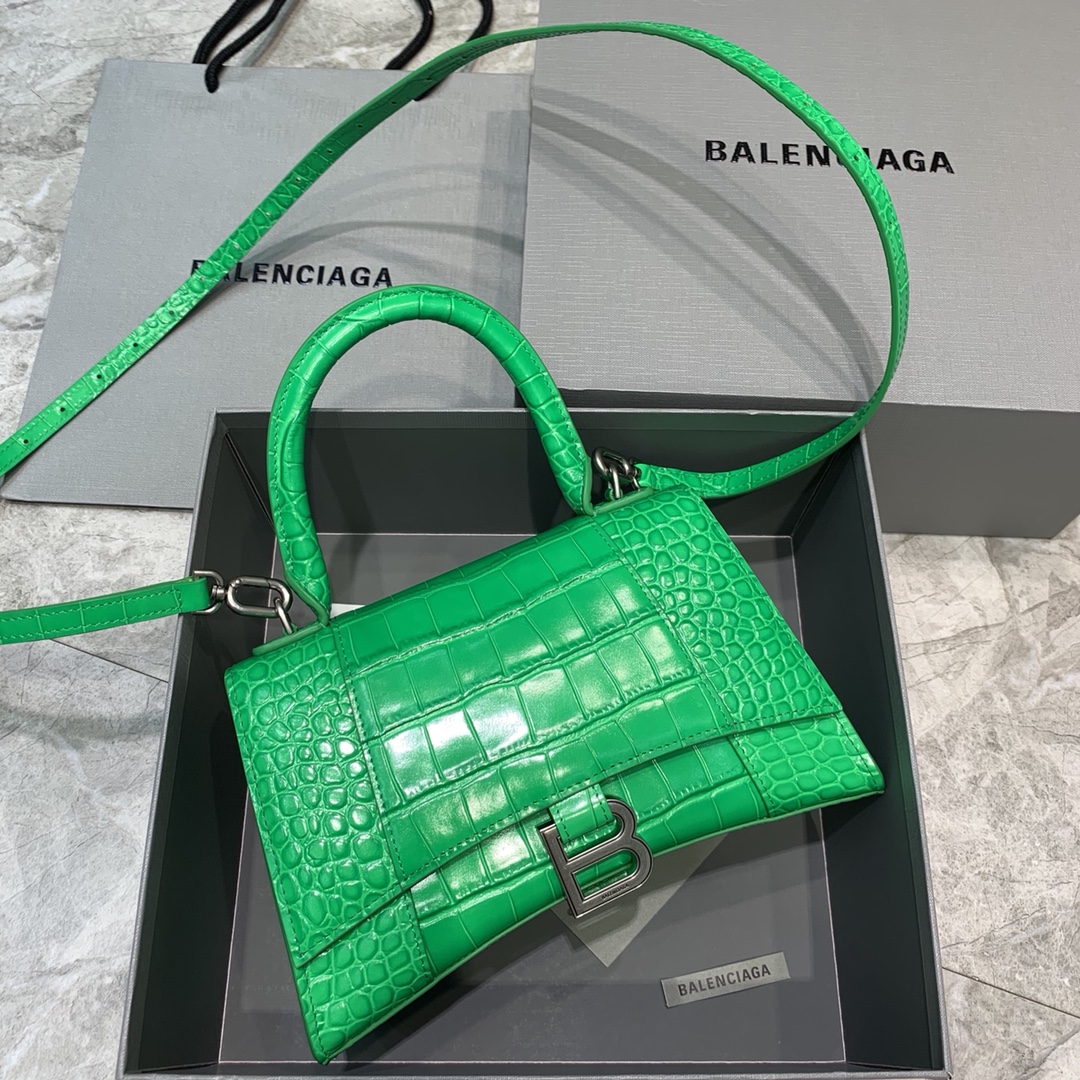 Balenciaga-Hourglass-23cm-Chain-Bag-in-Back-Shiny-Crocodile-Embossed-Leather-Green.jpg