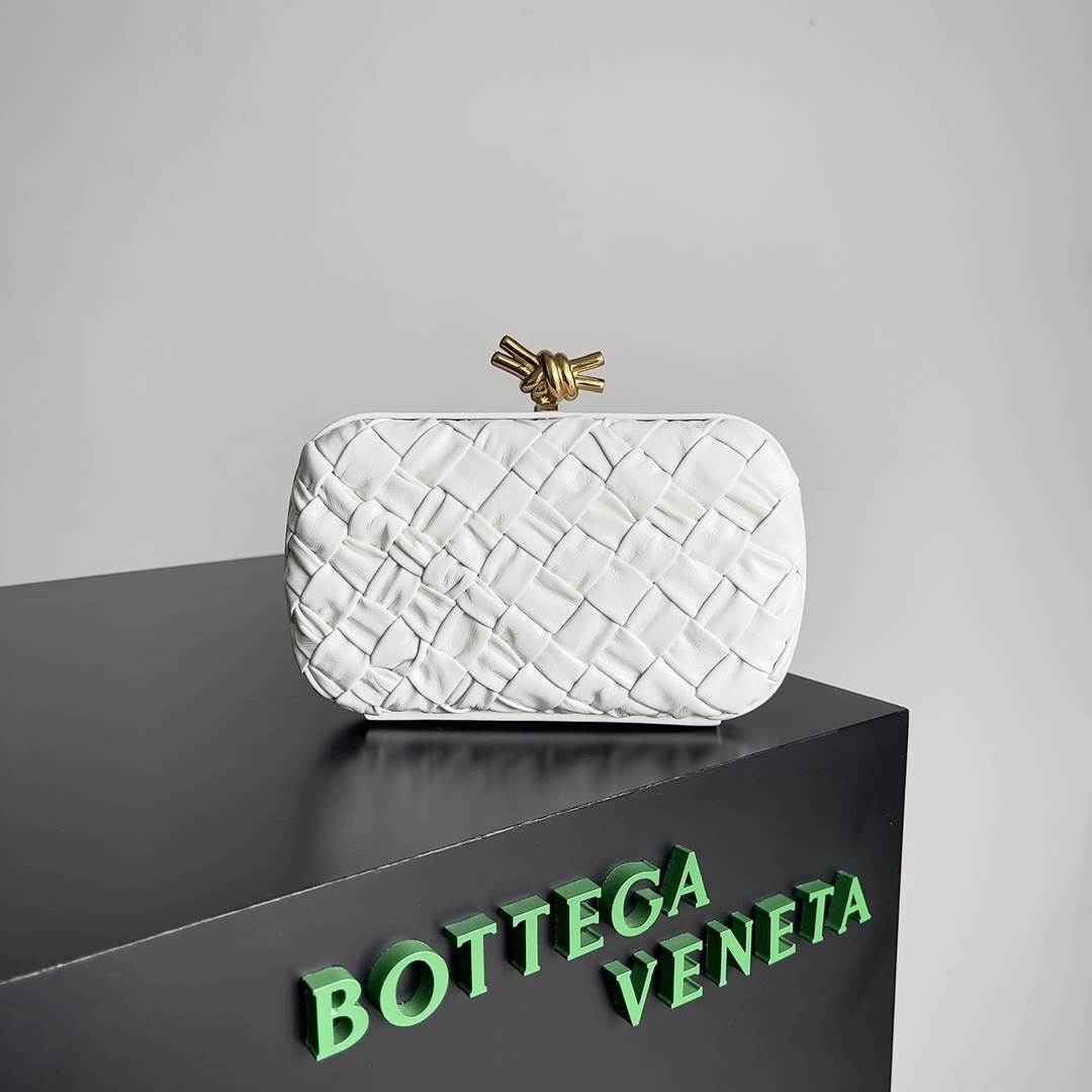 Bottega-Veneta-Knot-Foulard-Intreccio-Leather-Minaudiere-White.jpg