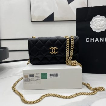 Chanel 22k Flap Bag Lambskin Black Leather AS3609