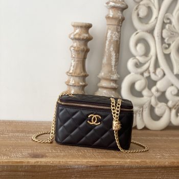 Chanel 81222 Vanity Leather Crossbody Lipstick Bag Brown