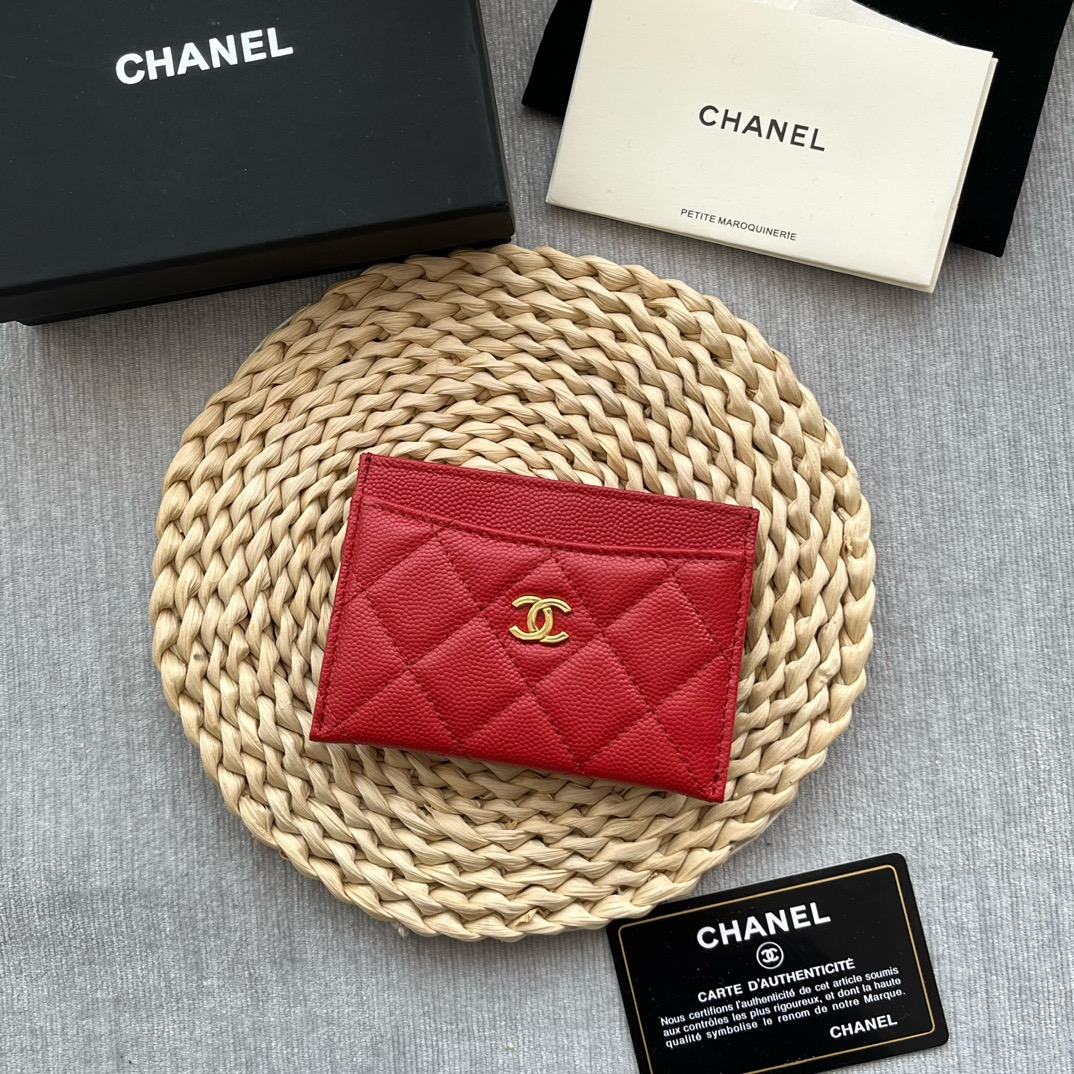 Chanel-84331-Classics-Card-Wallet-Grained-Calfskin-Red.jpg