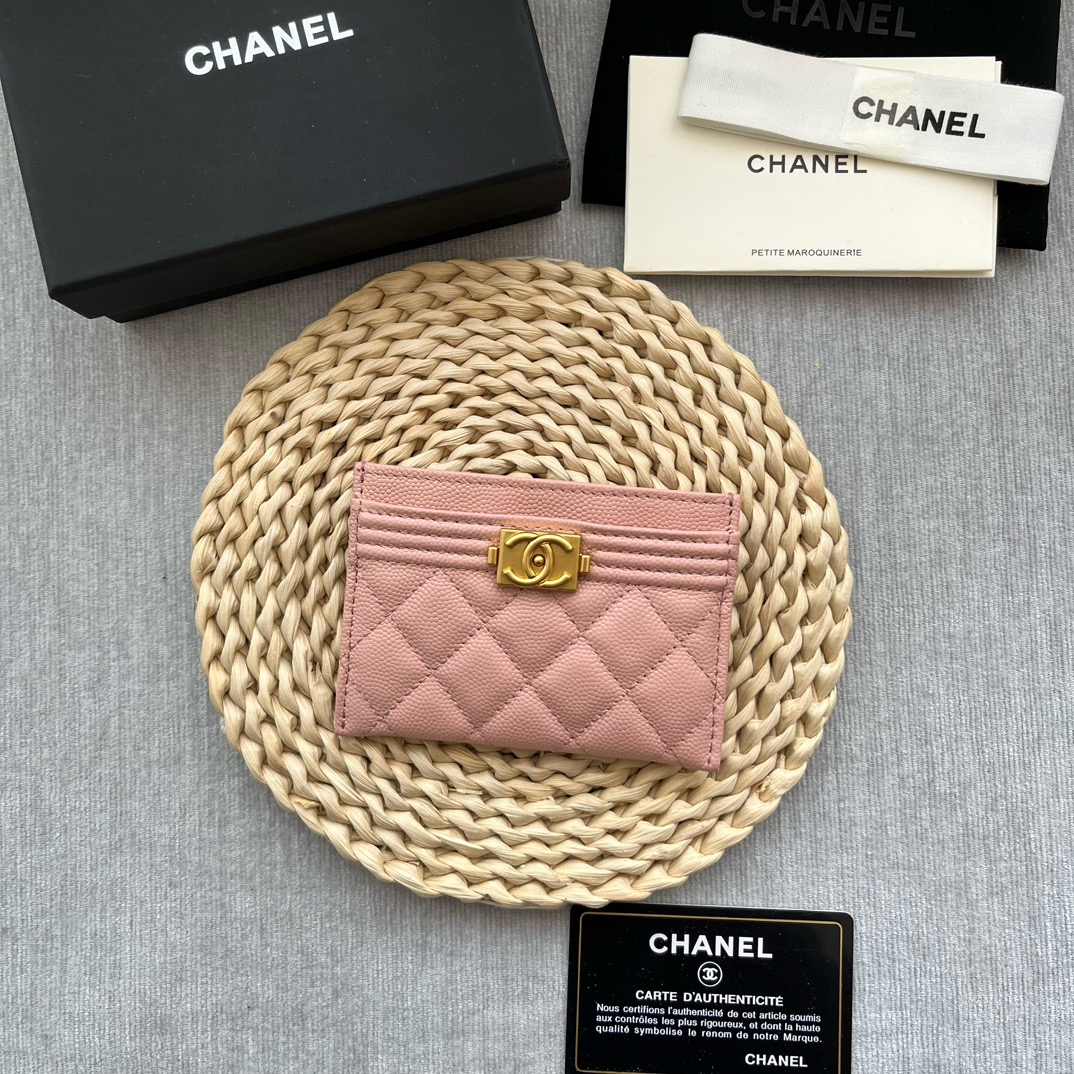 Chanel-84331-Leboy-Card-Wallet-Grained-Calfskin-Pink.jpg