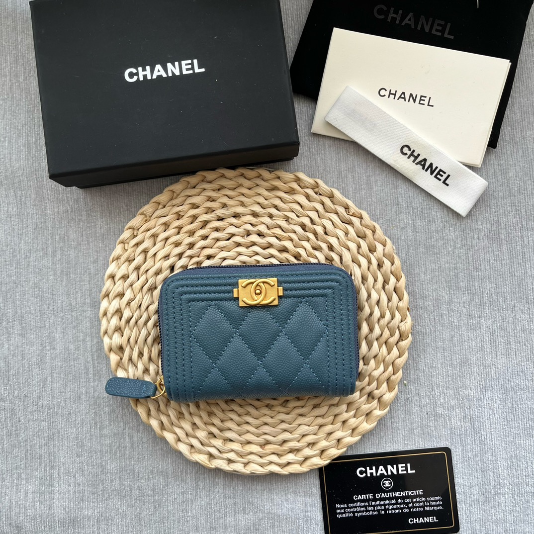 Chanel-Leboy-Zippy-Wallet-Grained-Calfskin-Blue.jpg