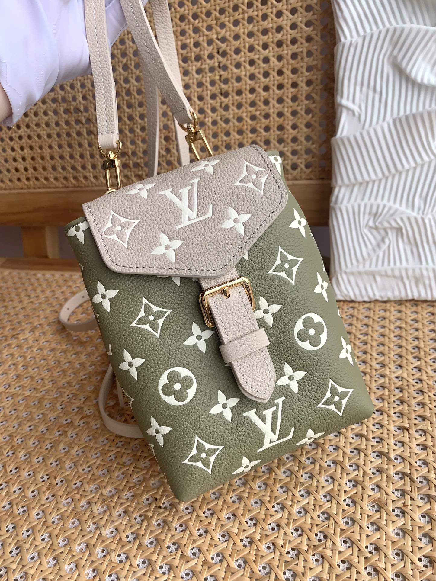 Copy-Louis-Vuitton-Tiny-Backpack-Monogram-Empreinte-Embossed-Supple-Grained-CowhideLeather-M81351.jpg