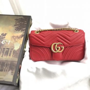 Gucci 446744 GG Marmont Matelasse Mini Bag Red