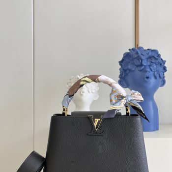 Louis Vuitton Capucines BB Handbag Black Taurillon Leather M20536