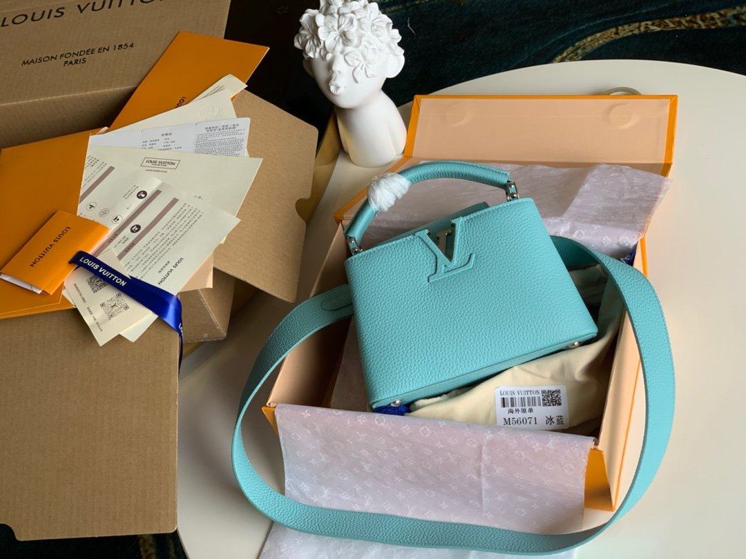 Original-Copy-Louis-Vuitton-M56071-Capucines-Mini-Handbag-Taurillon-Leather-Green.jpg